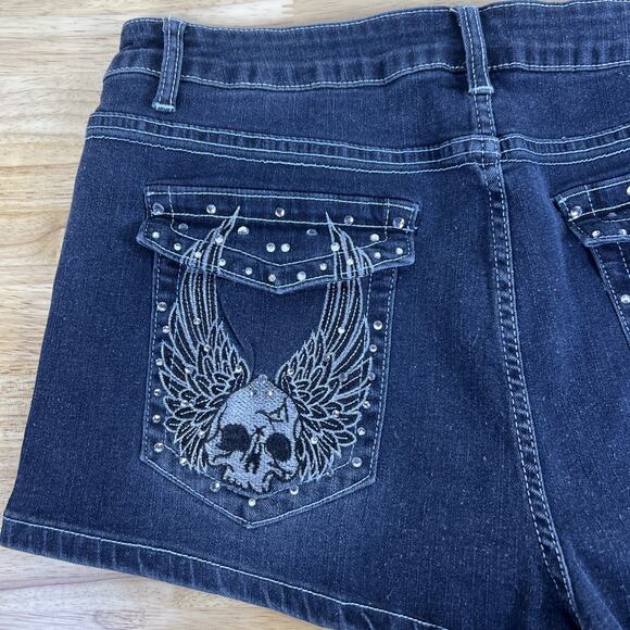 ROMWE Grunge Punk Women's Studded Skull Design Denim Shorts Size XXL Size 14 - Picture 2 of 7